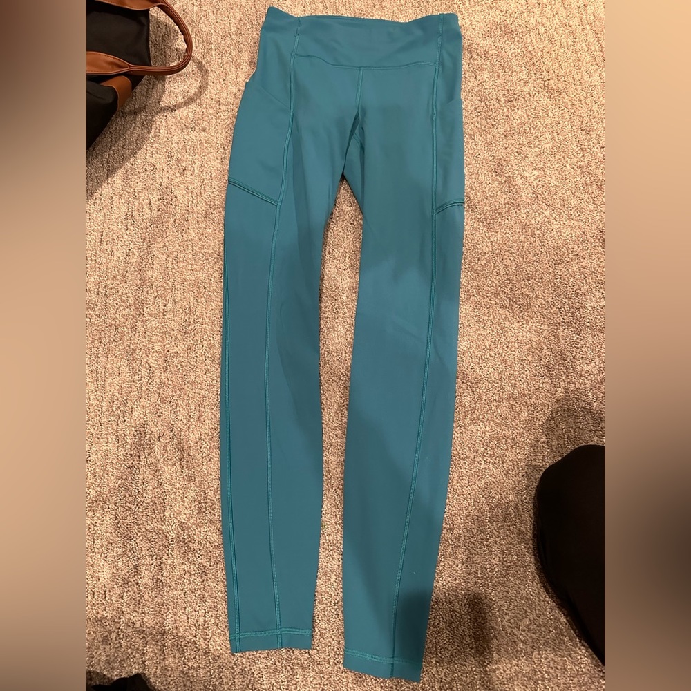 Lululemon XS light turquoise leggings